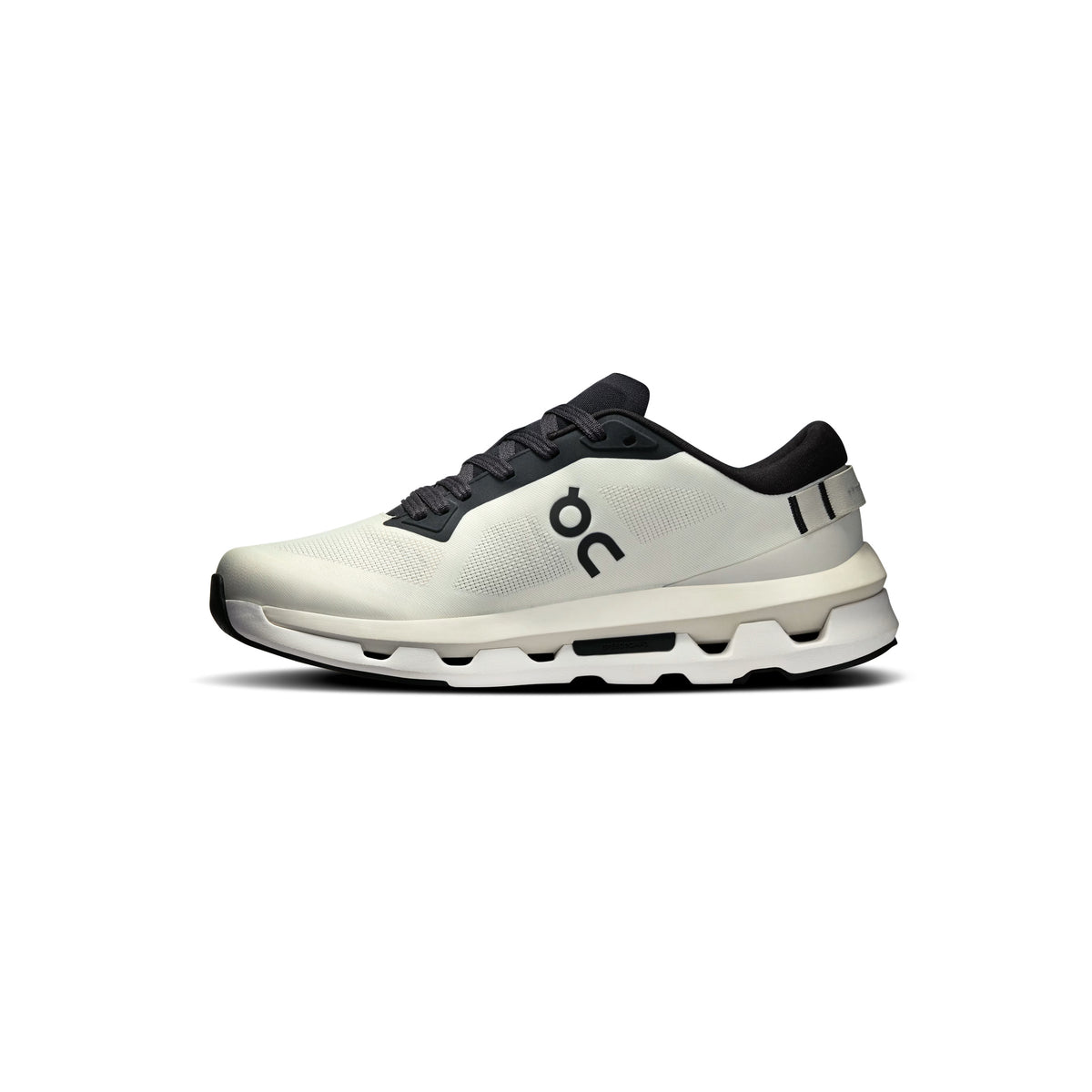 On Running Cloudzone Ice Black women view 2