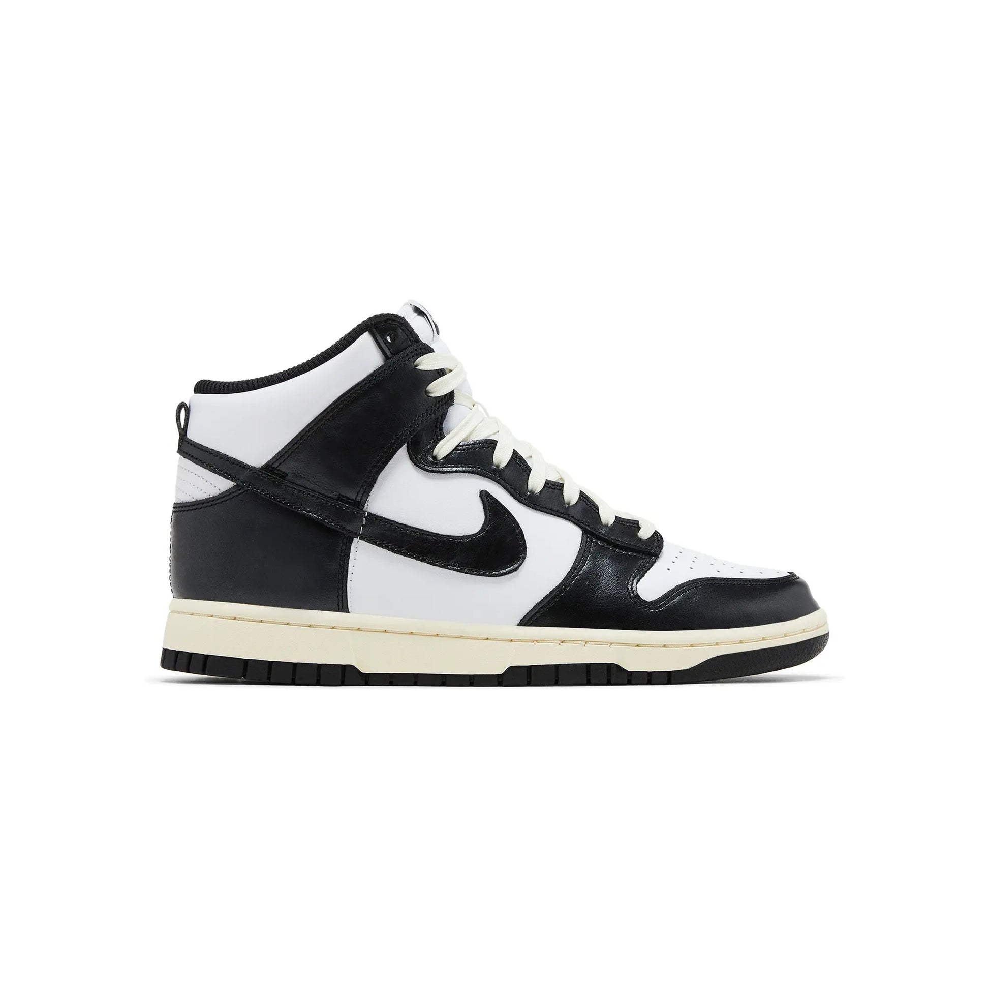 Nike Dunk High Vintage Black women view 1