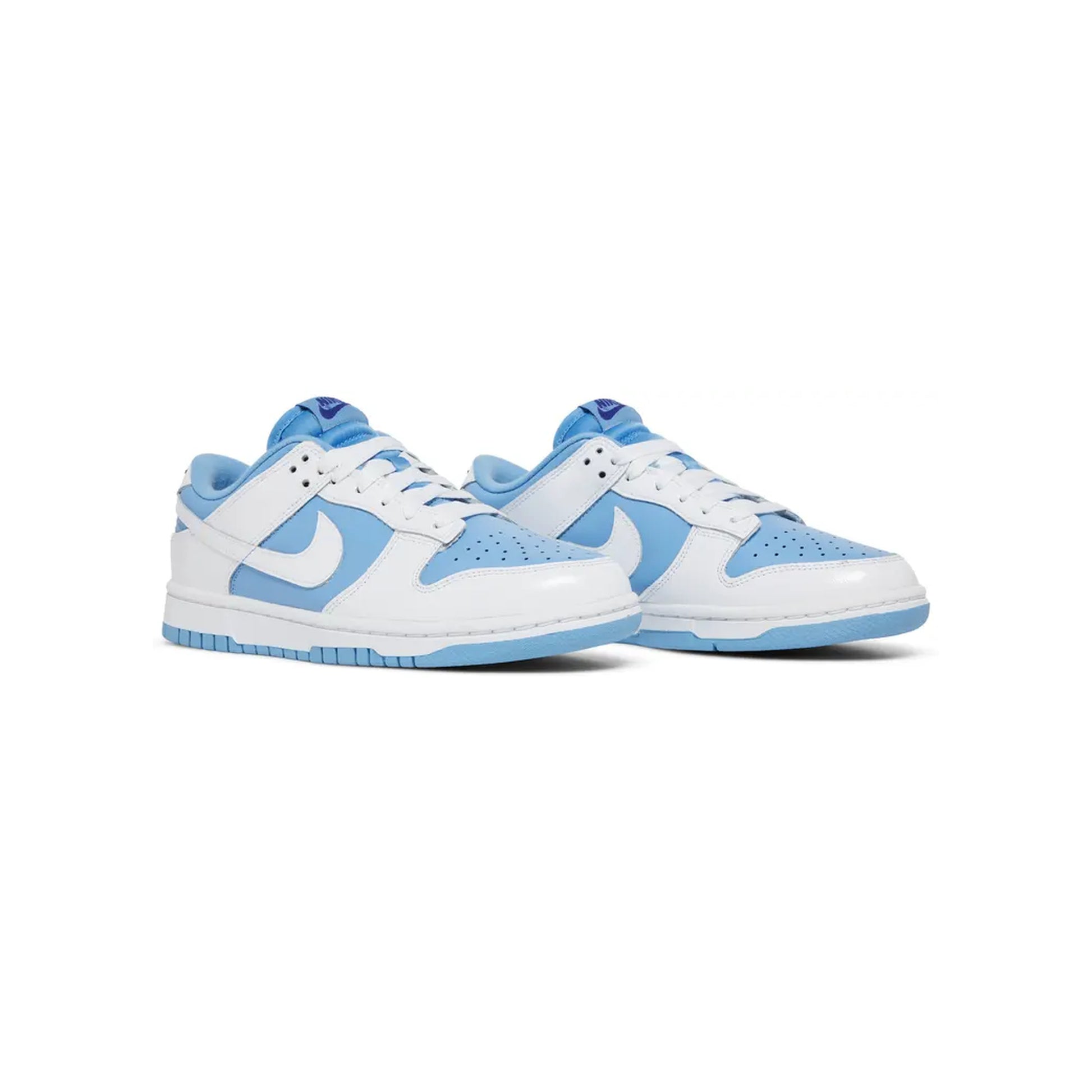 Nike Dunk Low Reverse UNC women view 3