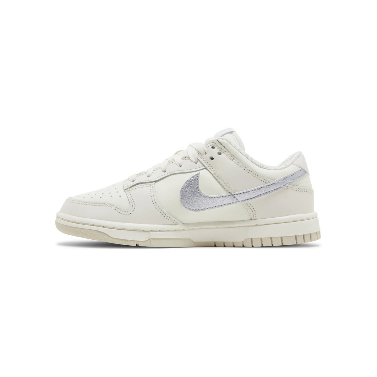Nike Dunk Low ESS Sail Oxygen Purple women view 2
