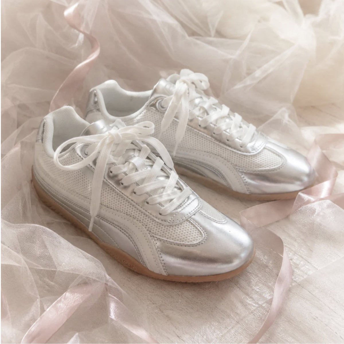SneakSurf Racer in Silver Metallic/White styled pair on fabric